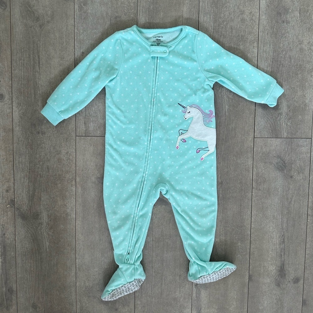 Carter’s 18 month baby girl unicorn fleece zip pajamas footies sleep and play